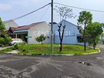 Tanah Besar Di Meadow Green Lippo Cikarang