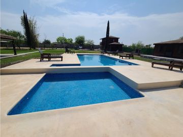QUINTA CAMPESTRE EN VENTA EN LOS GIRASOLES EN PESQUERIA NL ALF