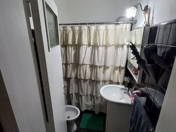 PH en venta de 2 dormitorios c/ cochera en Castelar