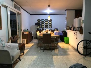DIJUAL RUMAH SIAP HUNI DI JL.TULODONG BAWAH RAYA SELONG KEBAYORAN BARU JAKARTA SELATAN (Dekat Senopati SCBD)