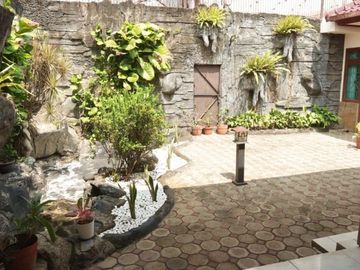 Dijual Cepat Rumah Di Ciracas - Jakarta Timur, baru renovasi Siap Huni.
