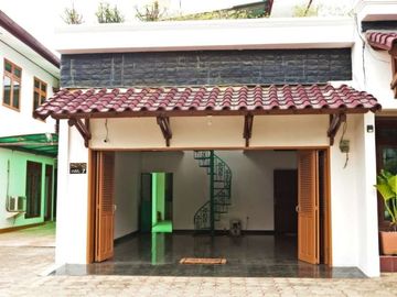 Dijual Cepat Rumah Di Ciracas - Jakarta Timur, baru renovasi Siap Huni.