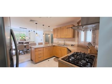 Vendo Hermosa Casa Finamente Amoblada en Tucan Country Club