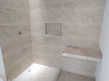 Casa de 3 rec. con alberca en condominio Fracc. Cumbre Tulipanes, Xochitepec, Mor.