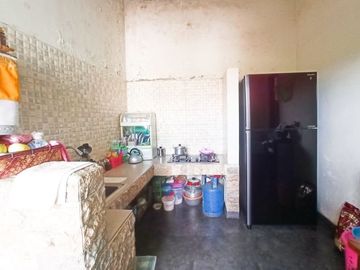 RUMAH SIAP HUNI JALAN LEBAR BONUS AC DI KERTALANGU DENPASAR