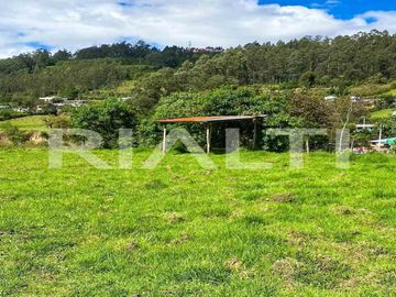 En venta terreno plano ubicado en Uyumbicho.