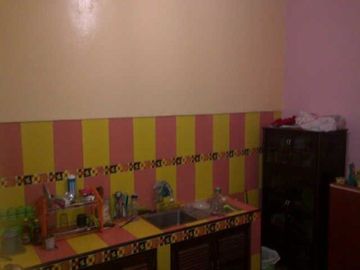 Rumah di perumahan Rungkut Harapan dekat MERR