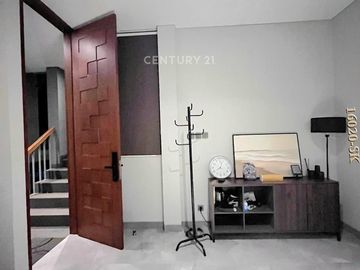 Dijual Rumah Siap Huni Di Pangkalan Jati Cinere Depok