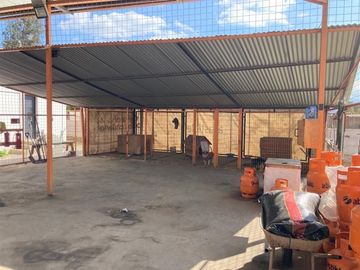 EN VENTA GALPÓN 990M2 CON PATENTE DE VENTA DE GAS-BOLLENAR