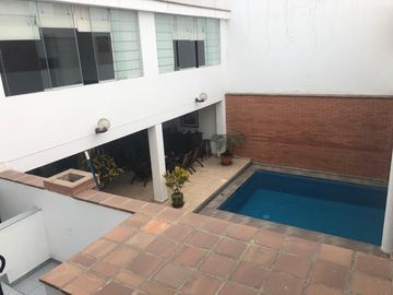 Vendo casa amplia, iluminada. Magdalena del Mar