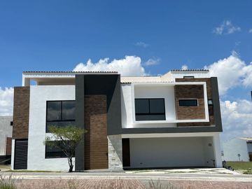 CASA EN VENTA EN GRAN RESERVA  LOMAS DE ANGELOPOLIS