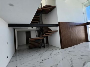 CASA EN VENTA EN GRAN RESERVA  LOMAS DE ANGELOPOLIS