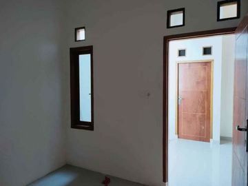 Dijual rumah daerah sawangan (cash)