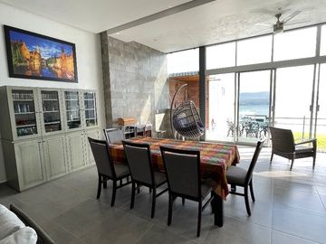 Casa totalmente amueblada en Venta Tequesquitengo