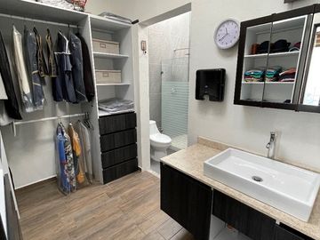 Casa totalmente amueblada en Venta Tequesquitengo