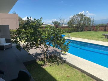 Casa en  VENTA EN URBANIZACIÓN PRIVADA EXELENTE UBICACION