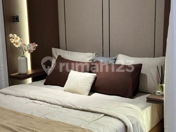 Brand New Rumah 3,5 Lantai Dalam Cluster Eksklusif di Jagakarsa