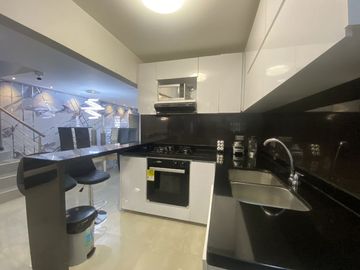 apartamento en venta en primero de mayo. Cod V9190335