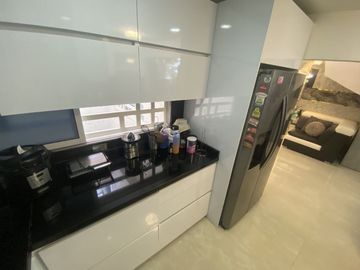 apartamento en venta en primero de mayo. Cod V9190335