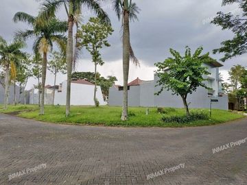 Tanah Hook Luas 576 di Boulevard Graha Golf Araya Malang