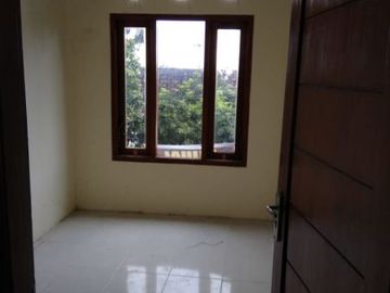 Rumah Baru 2 lantai di kota Jogja