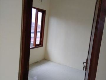Rumah Baru 2 lantai di kota Jogja