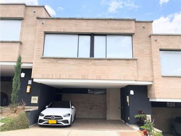 Venta Casa, La Calleja Envigado