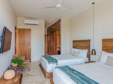 Lujoso Penthouse de 2 Recámaras en venta en Aldea Zamá