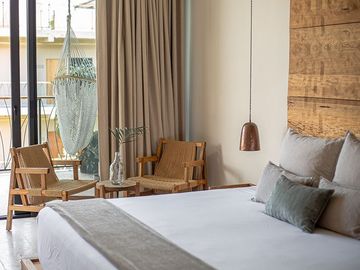 Lujoso Penthouse de 2 Recámaras en venta en Aldea Zamá