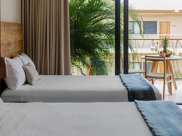 Lujoso Penthouse de 2 Recámaras en venta en Aldea Zamá