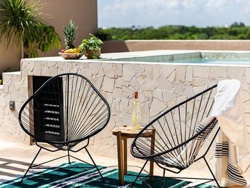 Lujoso Penthouse de 2 Recámaras en venta en Aldea Zamá
