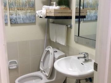 2br for sale resort condo in taguig near BGC