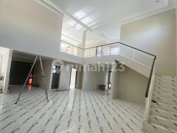 Rumah Baru Mewah Lingkungan Nyaman Sumber Solo