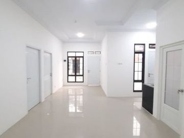 Rumah minimalis di Rangkapan Jaya Depok