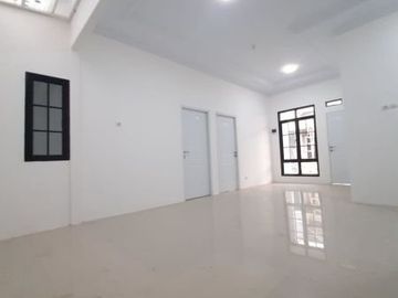 Rumah minimalis di Rangkapan Jaya Depok