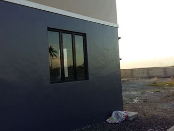 Ready to Occupy Townhouse w/ large lot area in Lapulapu Cebu
