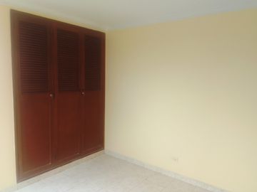 apartamento en arriendo/venta en riomar. Cod V27061