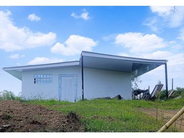 SE VENDE  CASA  CAMPESTRE EN   PEREIRA, RISARALDA, COLOMBIA