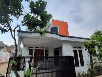 jual cepat rumah 2 lantai posisi hook