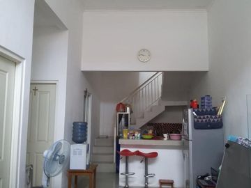 &nbsp;Dijual Rumah di BalasKlumprik , Wiyung, Surabaya