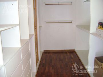 Casa en Venta - Martínez - Av. Libertador al Río
