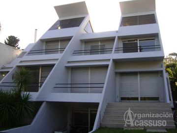 Casa en Venta - Martínez - Av. Libertador al Río