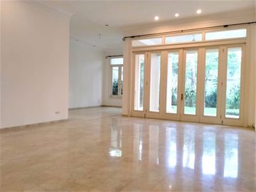 For Rent Single House at Kemang & Condition Semi Furnished HSE-A0360