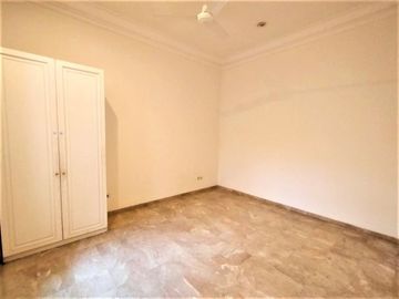 For Rent Single House at Kemang & Condition Semi Furnished HSE-A0360