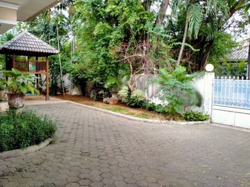 For Rent Single House at Kemang & Condition Semi Furnished HSE-A0360