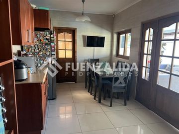 Casa en venta de 4 dorm. en San Miguel