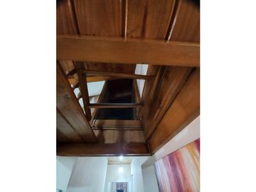 VENDO CASA GRANDE EN CUARTA SECCION DE CIUDAD  MENDOZA