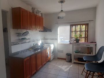 DEPTO DE 3AMBIENTES TIPO DUPLEX EN COMPLEJO.