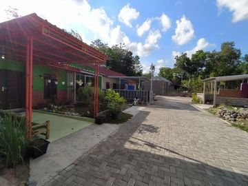 Rumah bagus dengan Jalan akses 5 meter