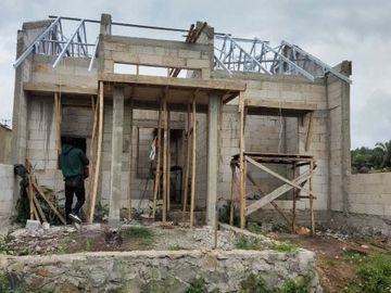 Rumah Strategis di Kawasan Wisata Pakuhaji Bandung Barat Dekat ke Kolam Renang Tirta Mulya